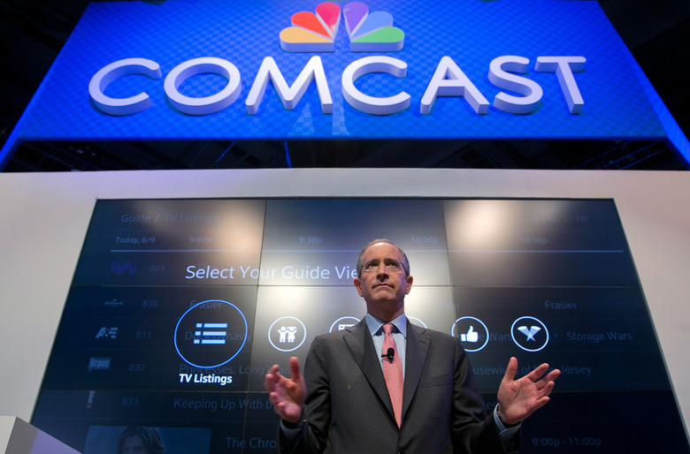 comcast-sign-brian-roberts-2