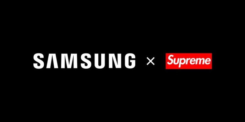 https3A2F2Fhypebeast.com2Fimage2F20182F122Ftwsamsungfakesupremecollaborationchinaannouncement