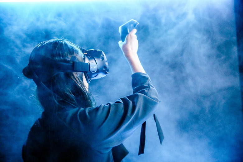 virtual-reality-vr-sign-vive
