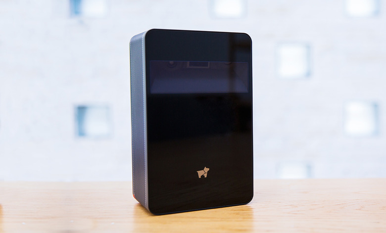 puppy-cube-touchscreen-projector