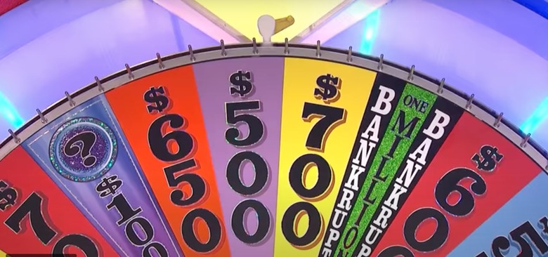 the wheel of fortune prize wheel