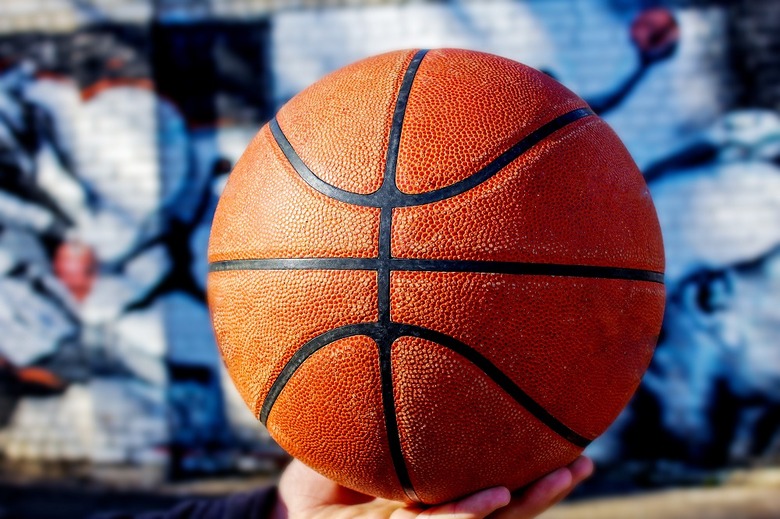 space-jam-basketball