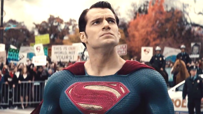 Batman v Superman Trailer