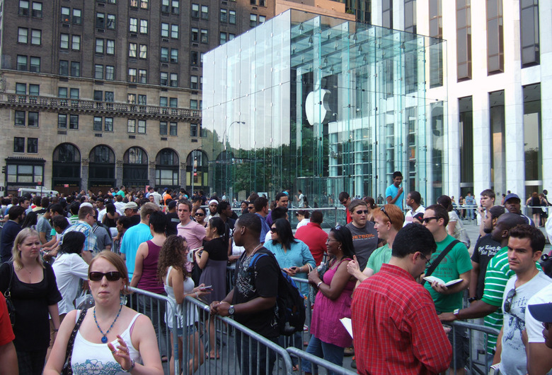 apple-iphone-line