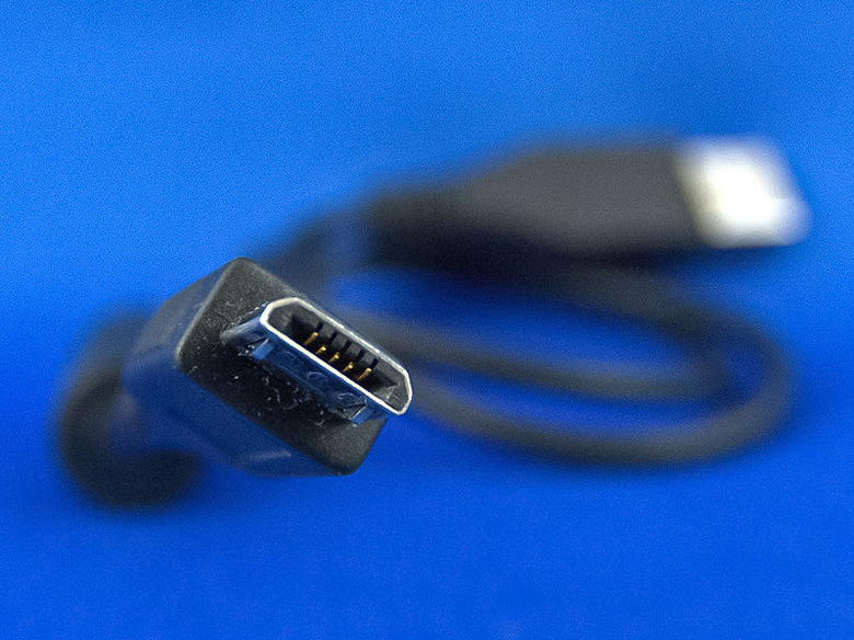 usb-micro-b-connector