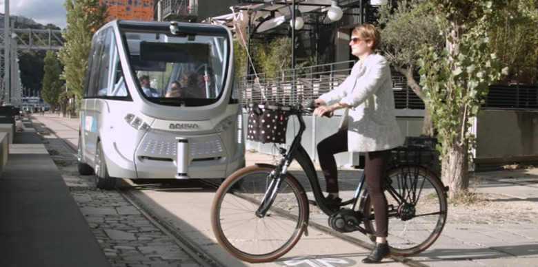 self-driving-bus-sion-switzerland