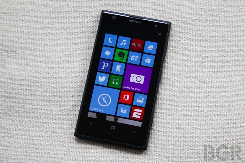 BGR-Nokia-Lumia-1020-11