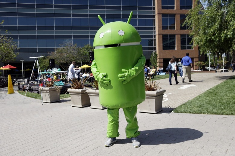 Android-costume-guy