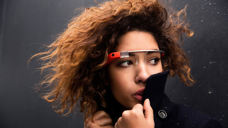google-glass-woman