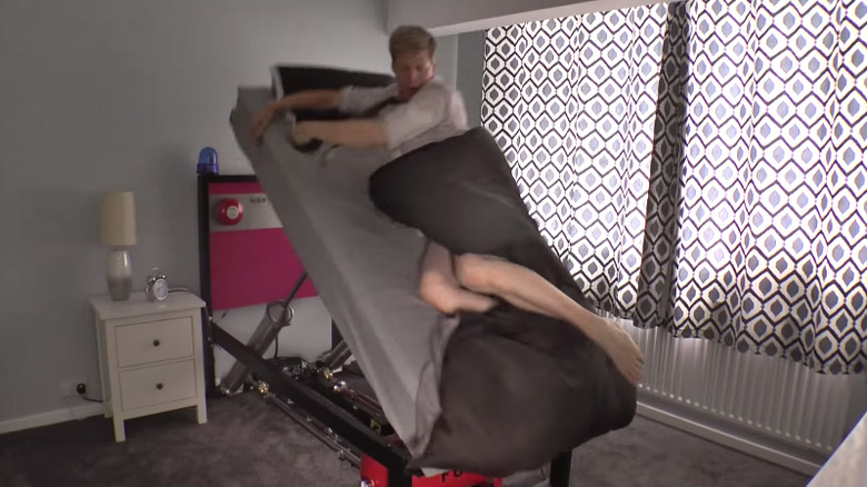 high-voltage-ejector-bed-video