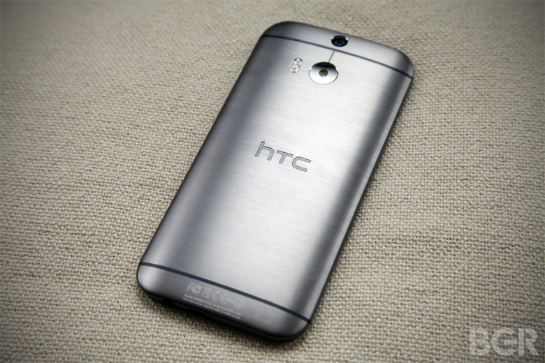 1-BGR-HTC-One-M8-top
