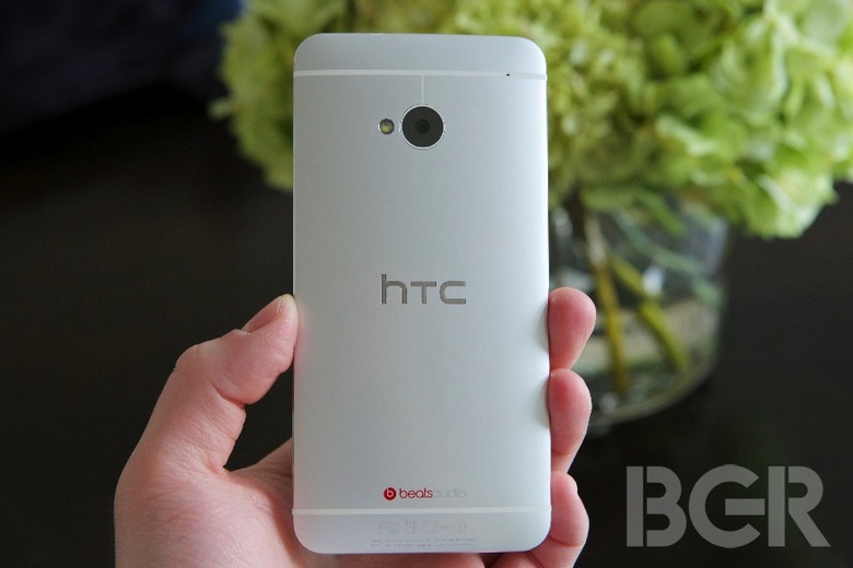 HTC-One-Review-4