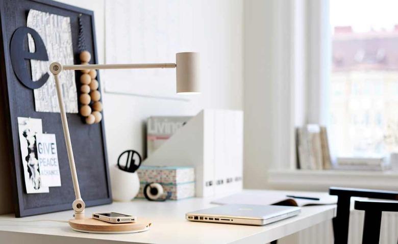 ikea-wireless-charging-lamp