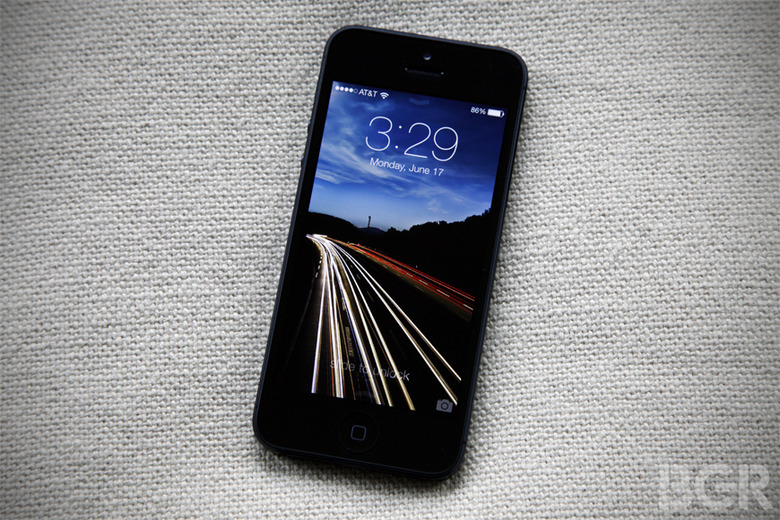 BGR-iOS-7-iPhone-5-1