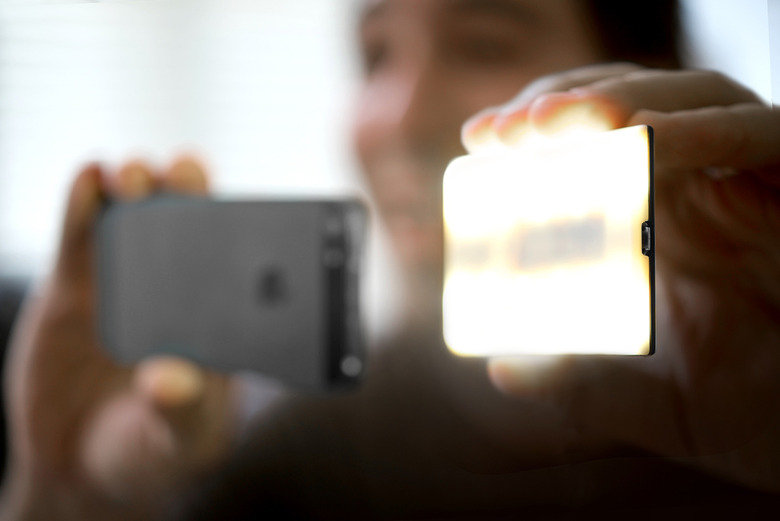 iphone-nova-flash