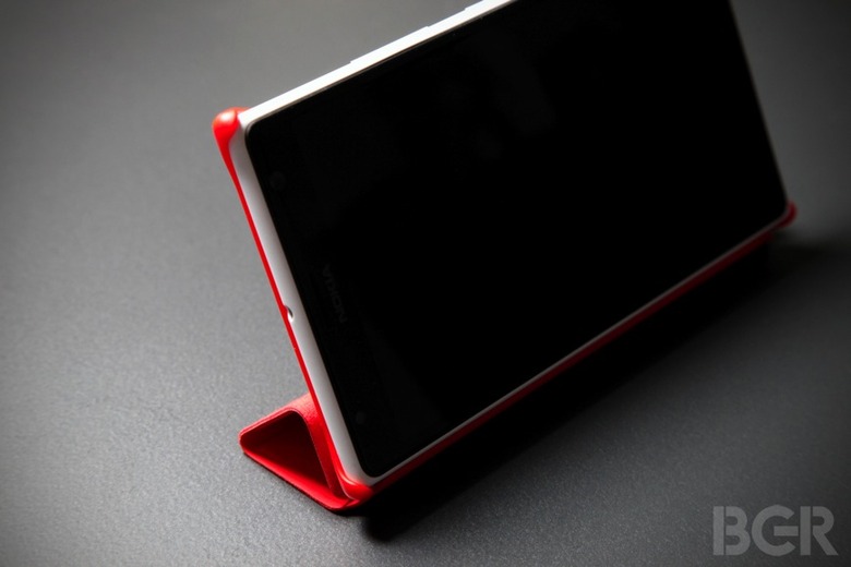 BGR-Nokia-Lumia-1520-14
