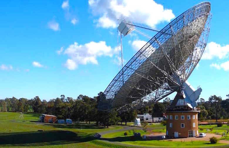 parkes observatory radio telescope