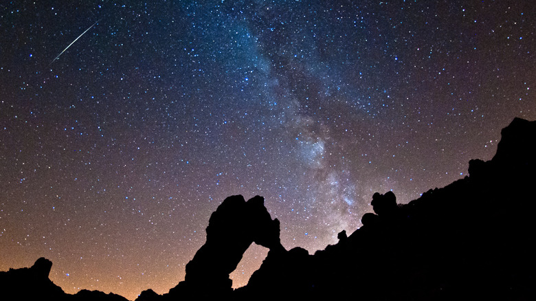 perseid-meteor-shower-2012-roberto-porto