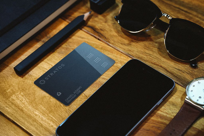 stratos-connected-card