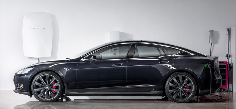 tesla-powerwall-home-battery-1