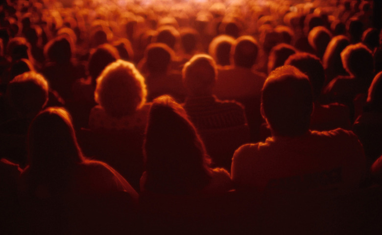 crowded-movie-theater