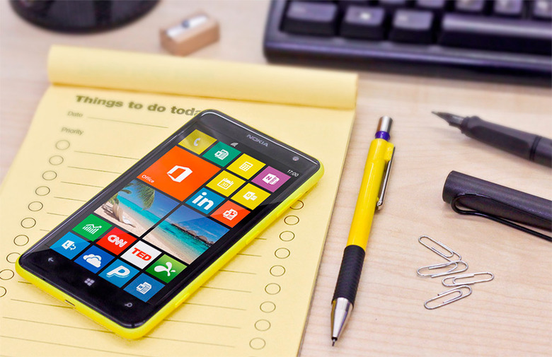Nokia Lumia on desk
