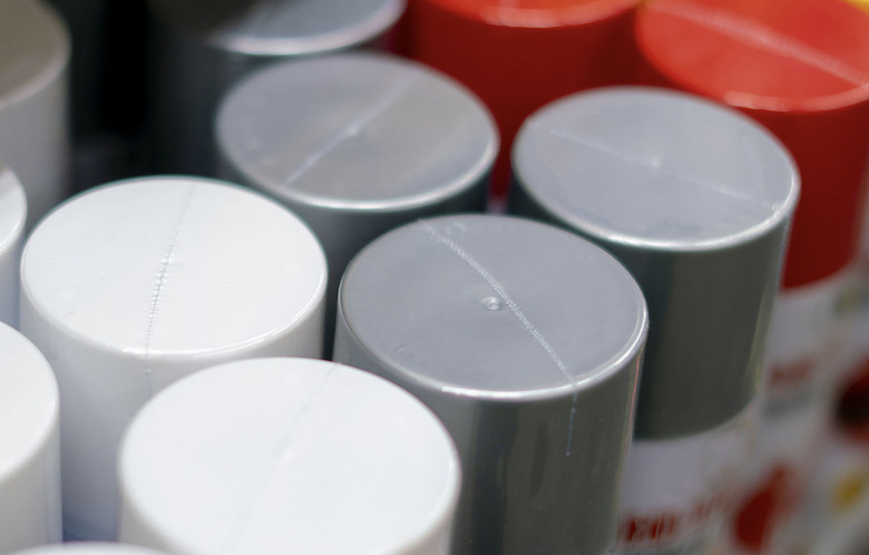 spray paint