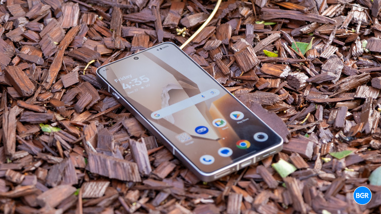Front of the OnePlus 13R