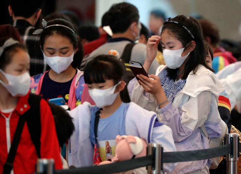 wuhan airport passengers