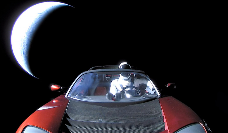 spacex-tesla-roadster-starman