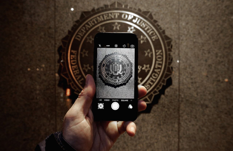iphone-apple-sign-doj-fbi