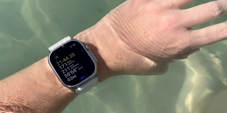Apple Watch Ultra underwater