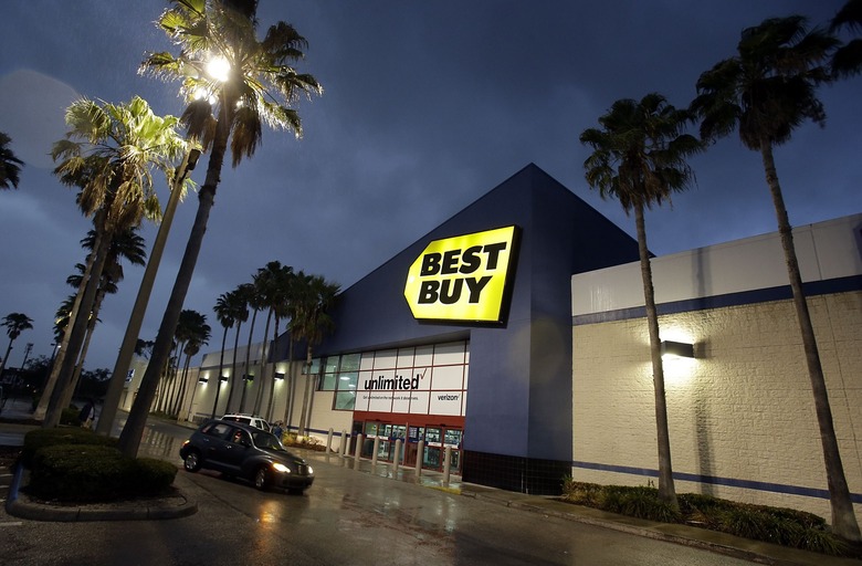 Best Buy, Orlando, USA - 22 May 2017