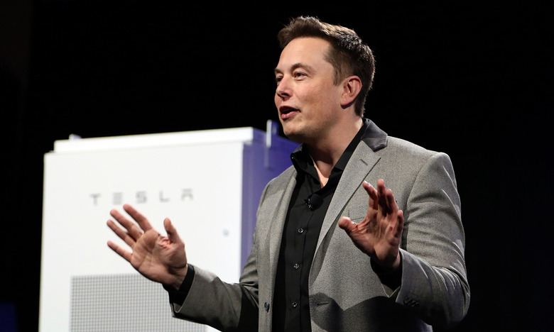 elon-musk-tesla-stage