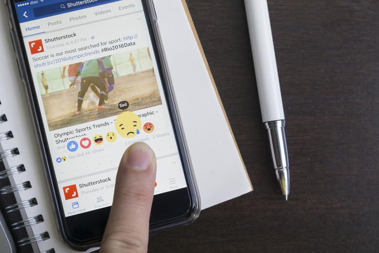 iphone-facebook-emoji