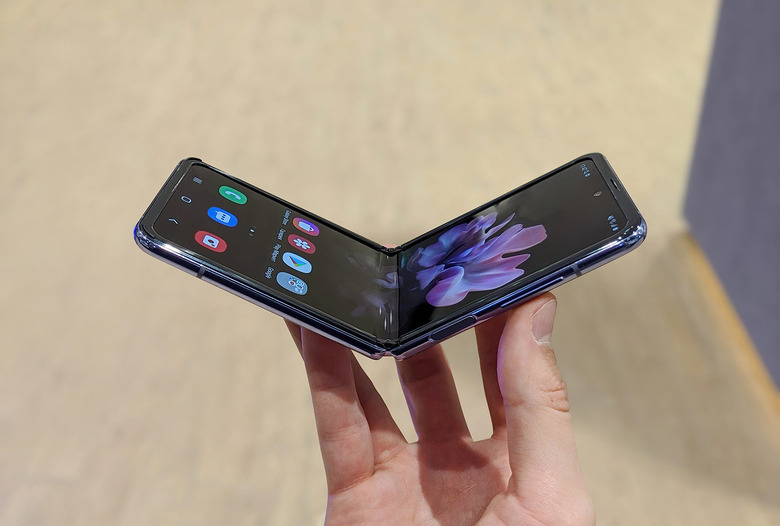 samsung-galaxy-z-flip