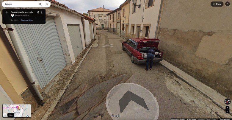 An alleged killer caught on Google Maps Street View photos.