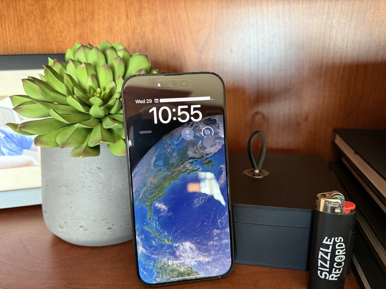 iPhone 16 Pro