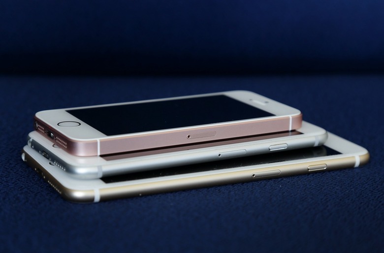 TEC-Digital Life Apple iPhone SE Review, New York, USA