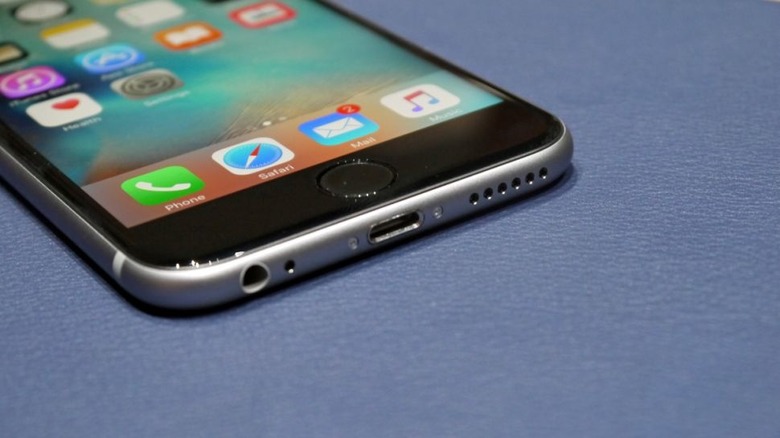 iphone-6s-headphone-jack