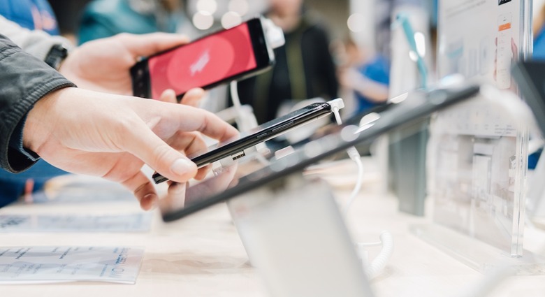 iPhones at an Apple Store