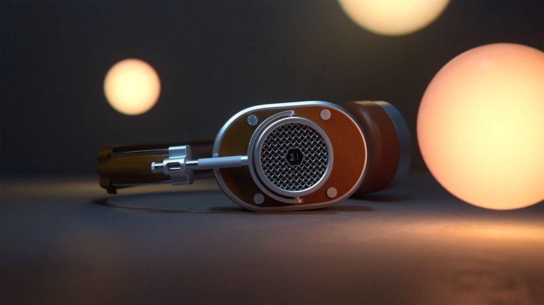 master-dynamic-mh40-wireless-headphones