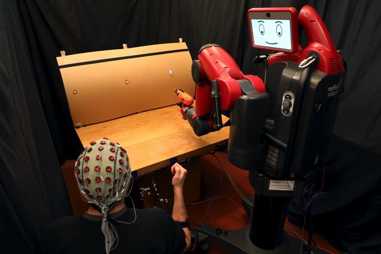 mit-csail-robot-control-with-mind
