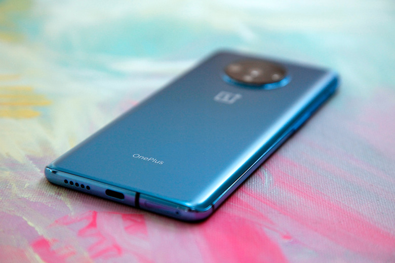 OnePlus-7T-4