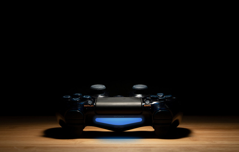 playstation-4-controller-sign