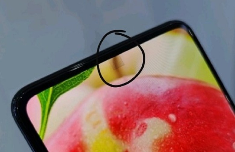 Smartphone-Mosaic-Notch