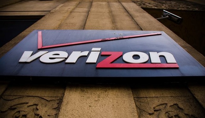Verizon Sign