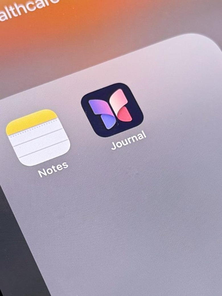 iOS 17.2 beta Journal app