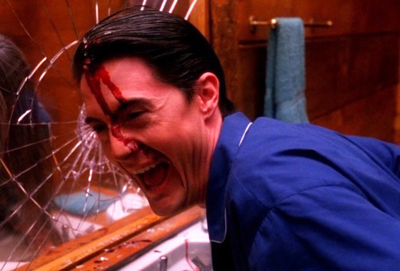 'Twin Peaks' bathroom scene